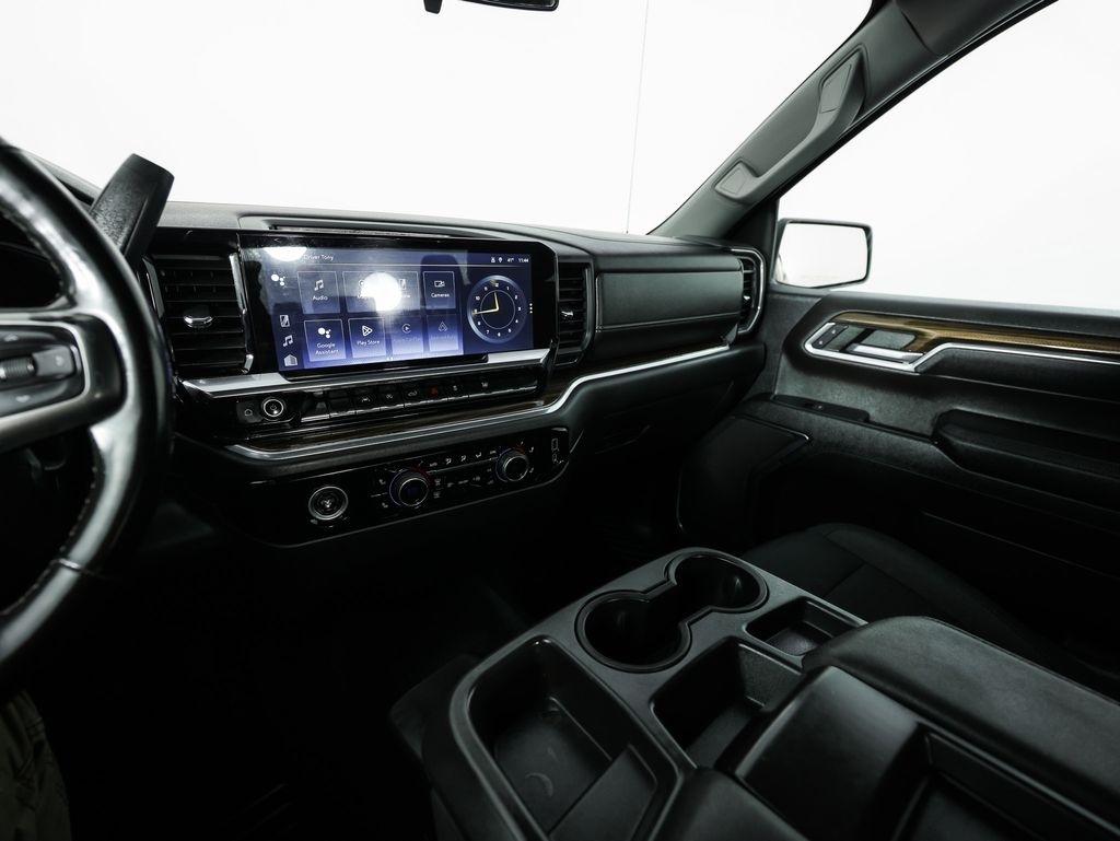 Chevrolet Silverado 1500 4WD Crew Cab 147" LT w/2FL 2023