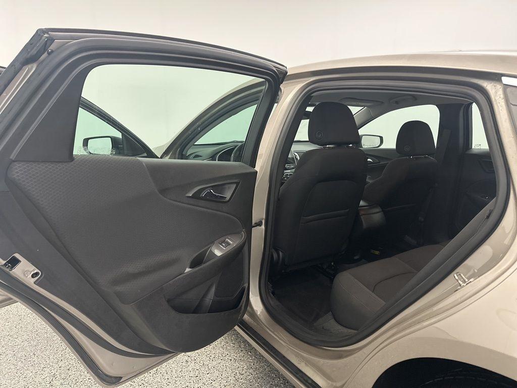 Chevrolet Malibu 4dr Sdn LS w/1LS 2022