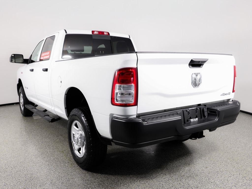 RAM 2500 Tradesman 4x4 Crew Cab 6'4" Box 2022