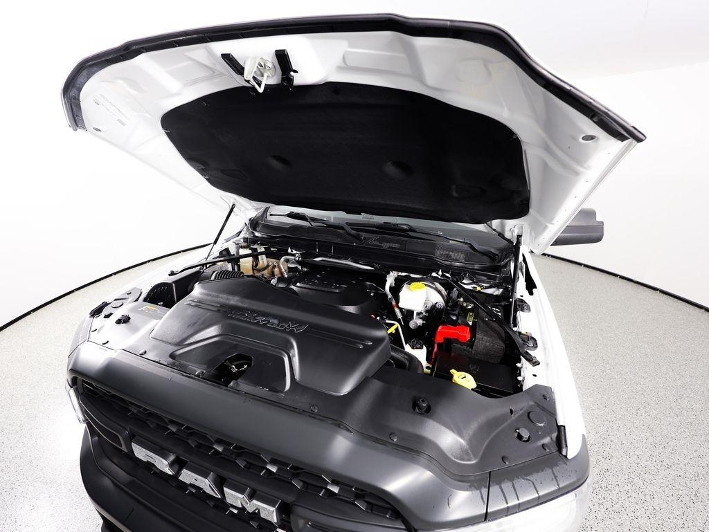 RAM 2500 Tradesman 4x4 Crew Cab 6'4" Box 2022