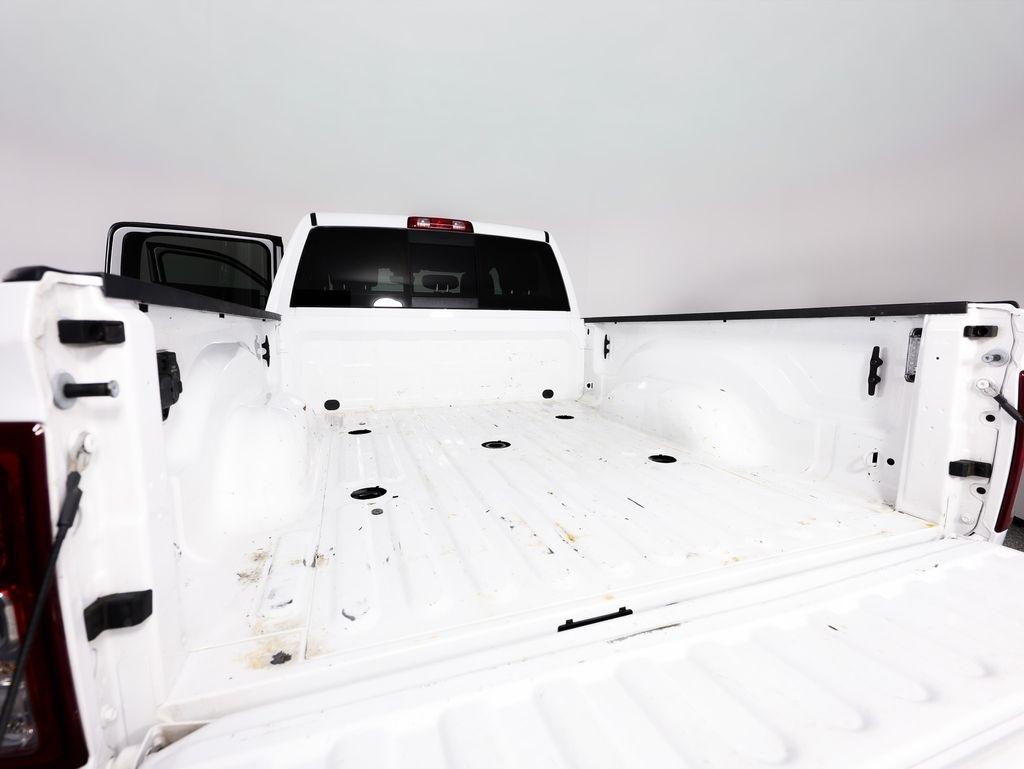 RAM 2500 Tradesman 4x4 Crew Cab 6'4" Box 2022