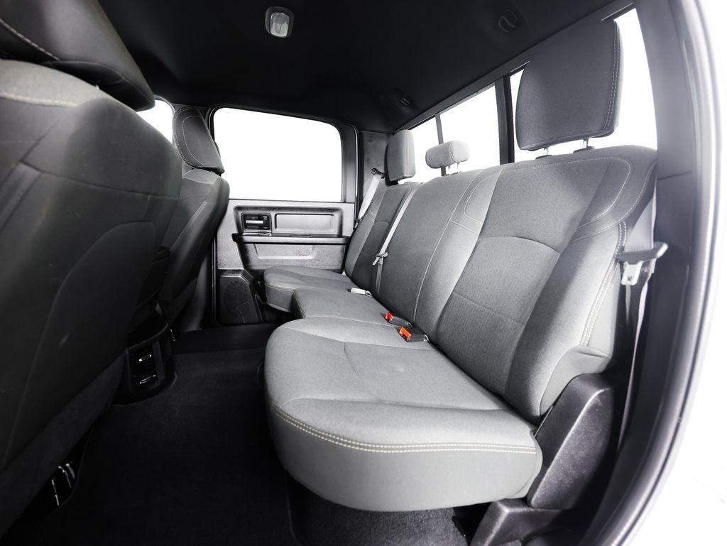 RAM 2500 Tradesman 4x4 Crew Cab 6'4" Box 2022