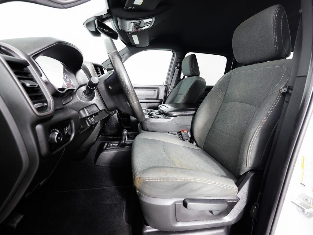 RAM 2500 Tradesman 4x4 Crew Cab 6'4" Box 2022