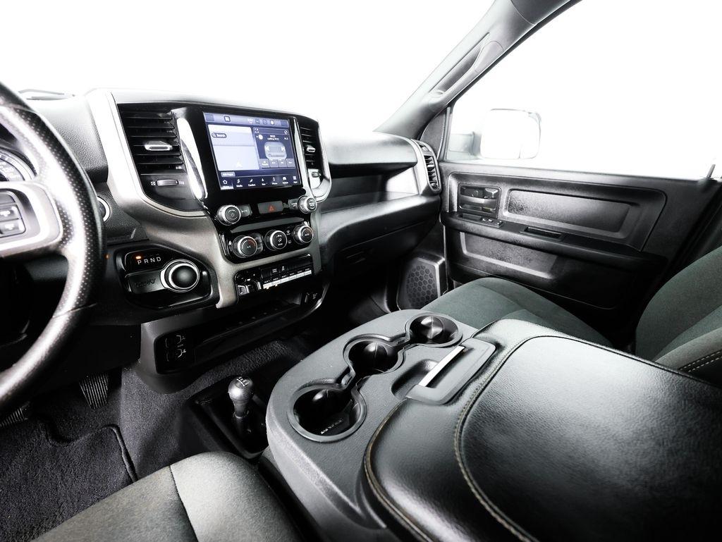 RAM 2500 Tradesman 4x4 Crew Cab 6'4" Box 2022