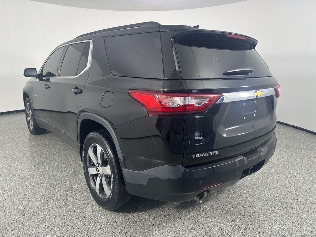 Chevrolet Traverse FWD 4dr LT Leather 2021