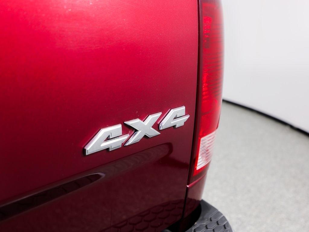 RAM 1500 Classic Big Horn 4x4 Crew Cab 5'7" Box 2019