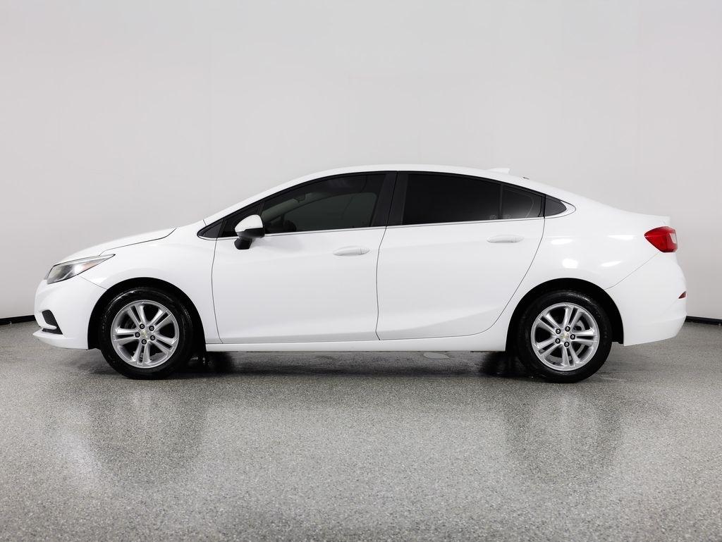 Chevrolet Cruze 4dr Sdn 1.4L LT w/1SD 2017