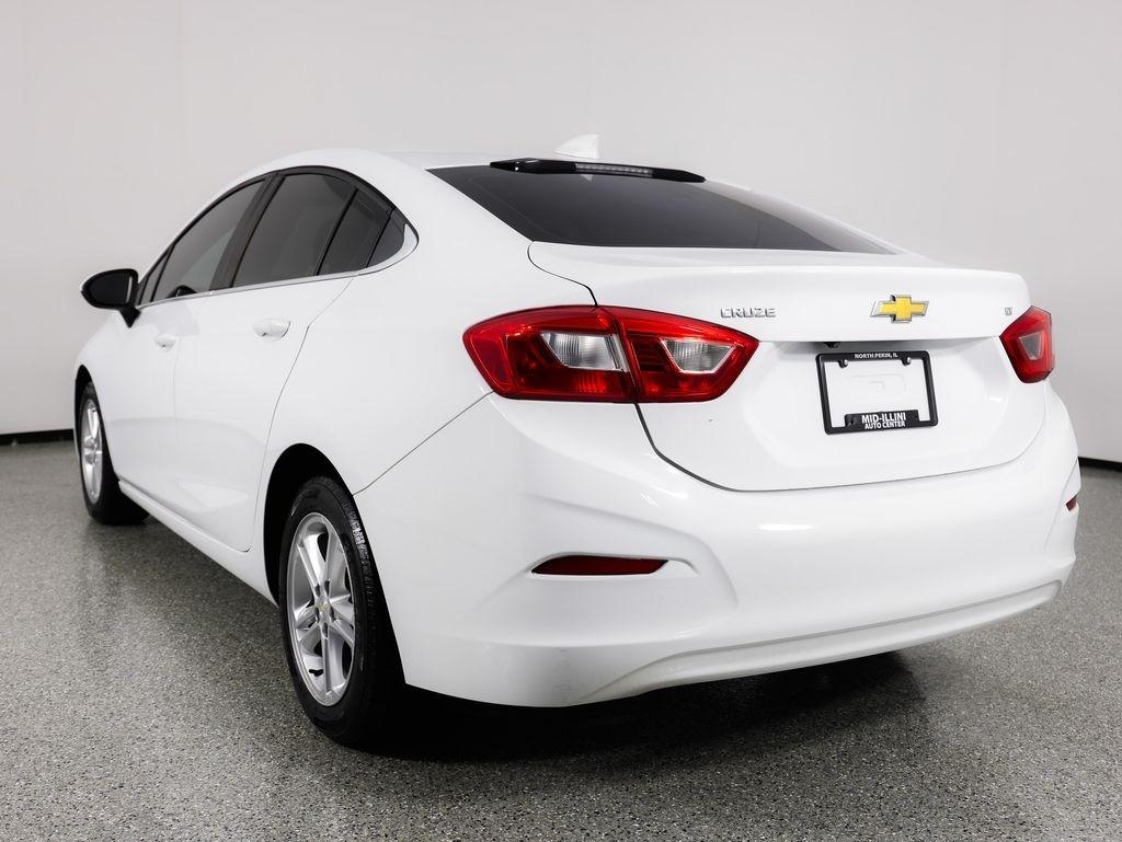 Chevrolet Cruze 4dr Sdn 1.4L LT w/1SD 2017