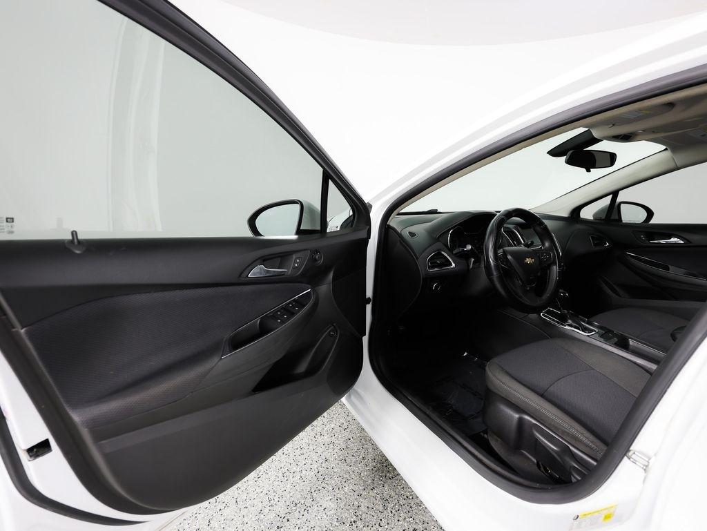 Chevrolet Cruze 4dr Sdn 1.4L LT w/1SD 2017