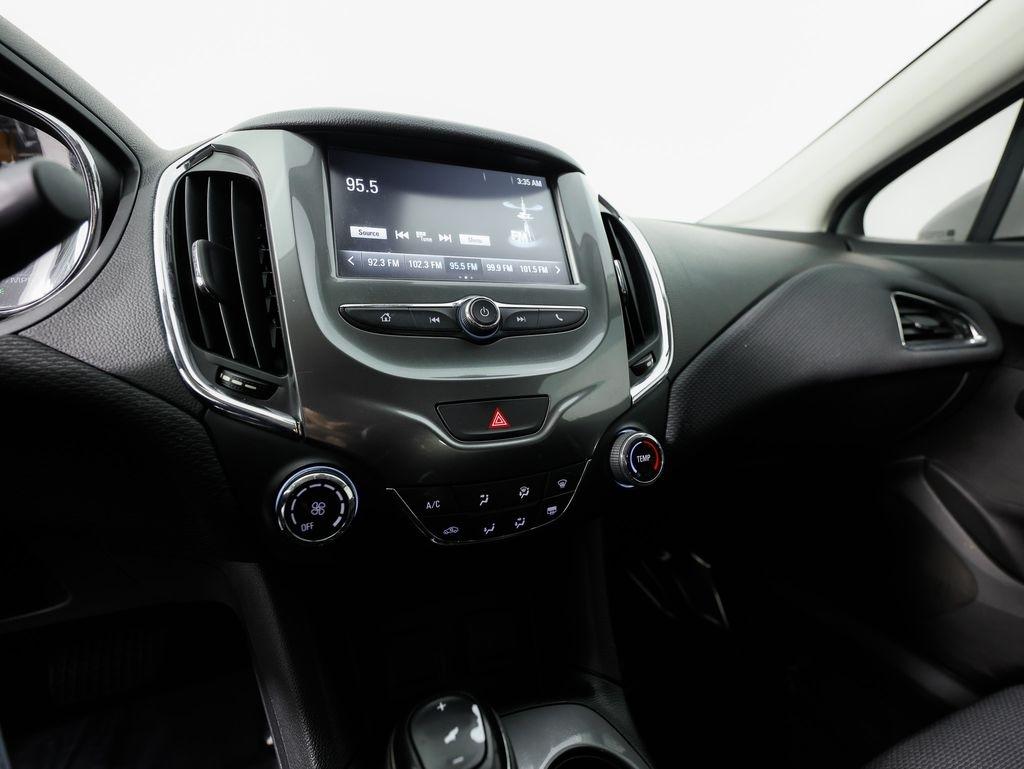 Chevrolet Cruze 4dr Sdn 1.4L LT w/1SD 2017