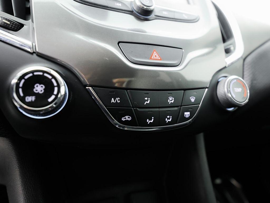 Chevrolet Cruze 4dr Sdn 1.4L LT w/1SD 2017