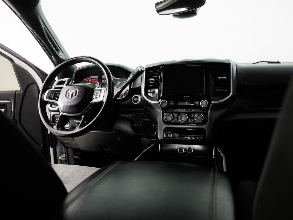 RAM 2500 Big Horn 4x4 Crew Cab 6'4" Box 2021