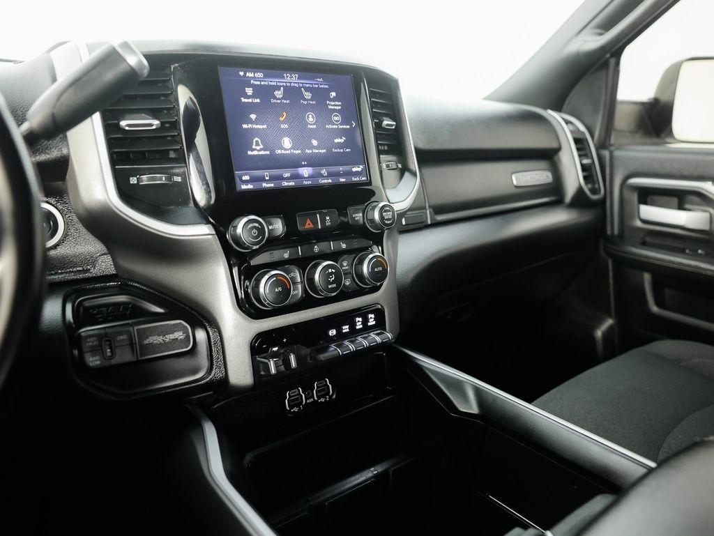 RAM 2500 Big Horn 4x4 Crew Cab 6'4" Box 2021