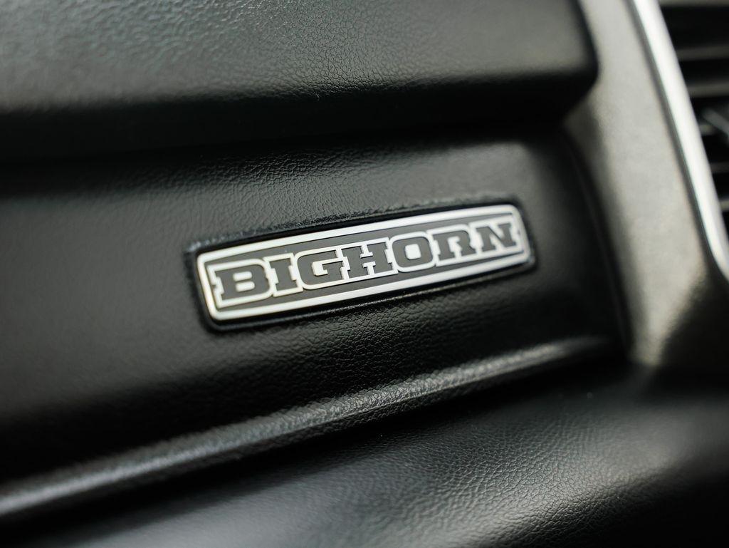 RAM 2500 Big Horn 4x4 Crew Cab 6'4" Box 2021