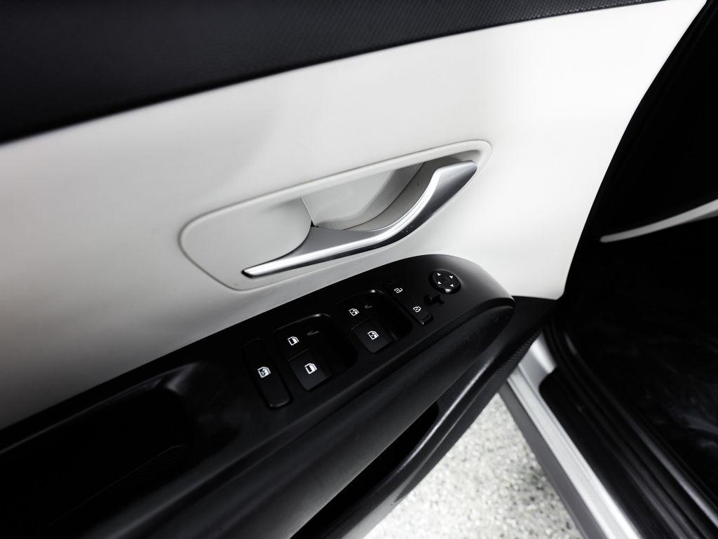 Hyundai Tucson SEL FWD *Ltd Avail* 2024