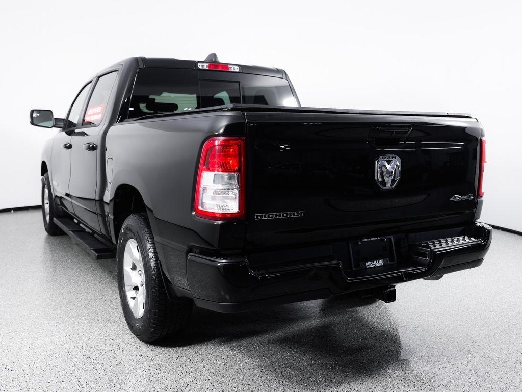 RAM 1500 Big Horn 4x4 Crew Cab 5'7" Box 2024