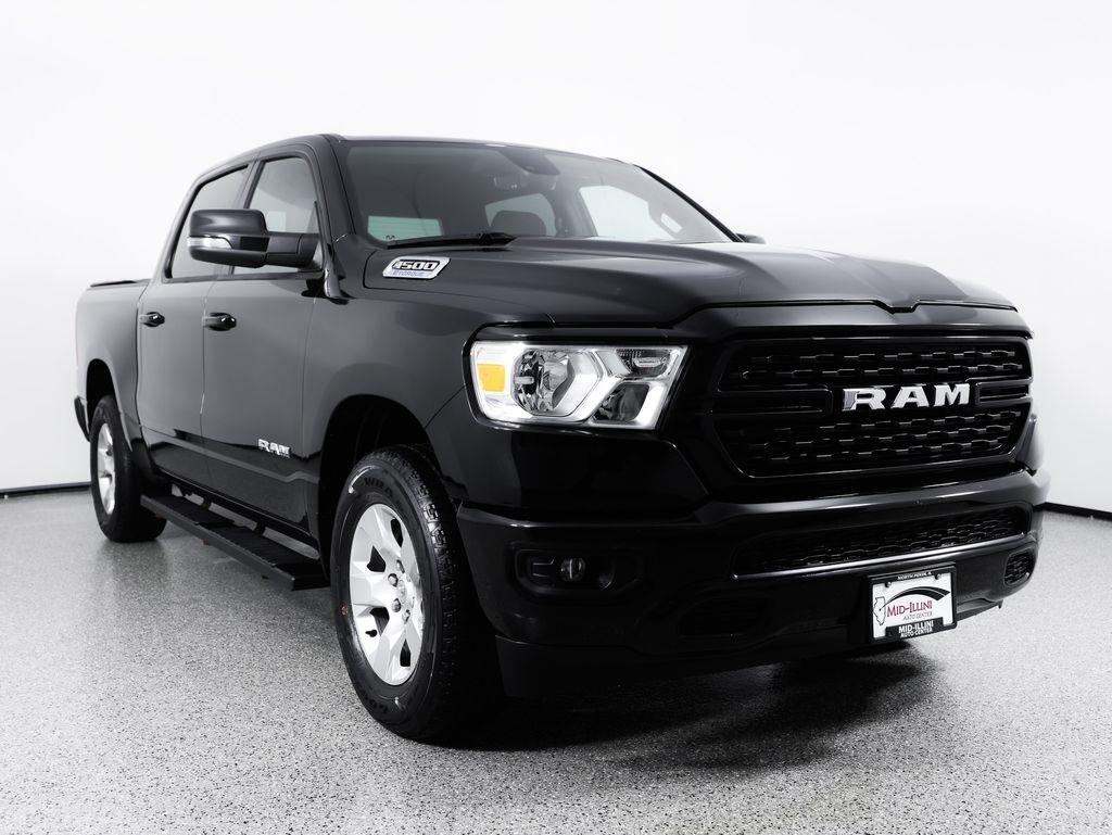 RAM 1500 Big Horn 4x4 Crew Cab 5'7" Box 2024