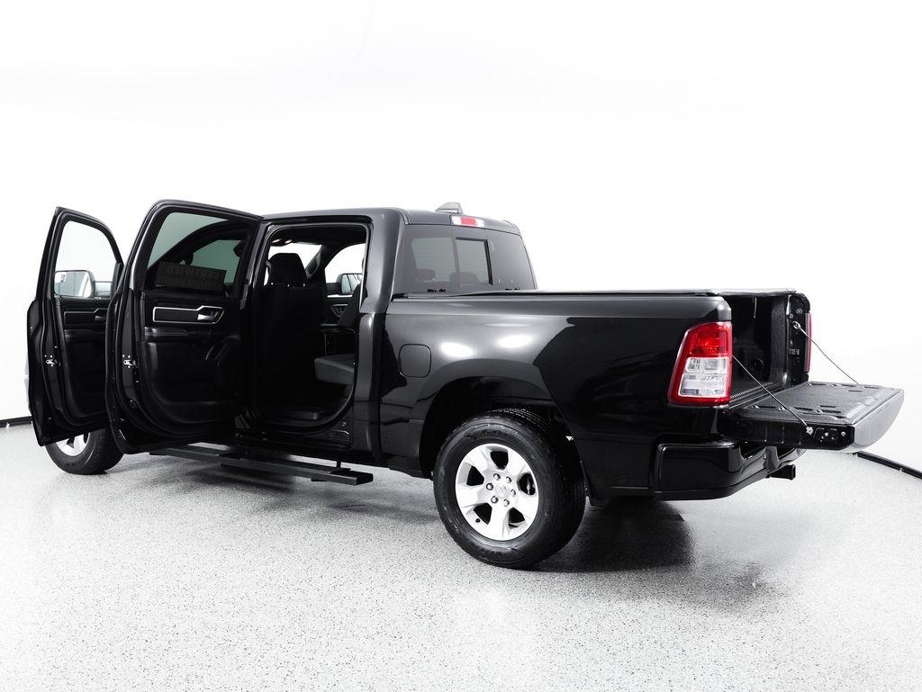 RAM 1500 Big Horn 4x4 Crew Cab 5'7" Box 2024