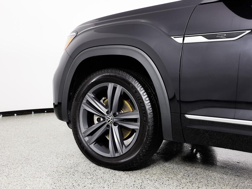 Volkswagen Atlas 2021.5 3.6L V6 SE w/Technology R-Line 4MOTION 2021