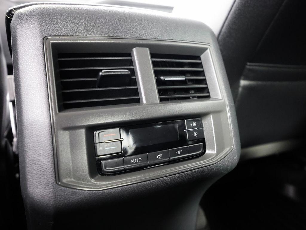 Volkswagen Atlas 2021.5 3.6L V6 SE w/Technology R-Line 4MOTION 2021