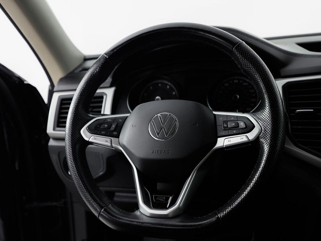 Volkswagen Atlas 2021.5 3.6L V6 SE w/Technology R-Line 4MOTION 2021