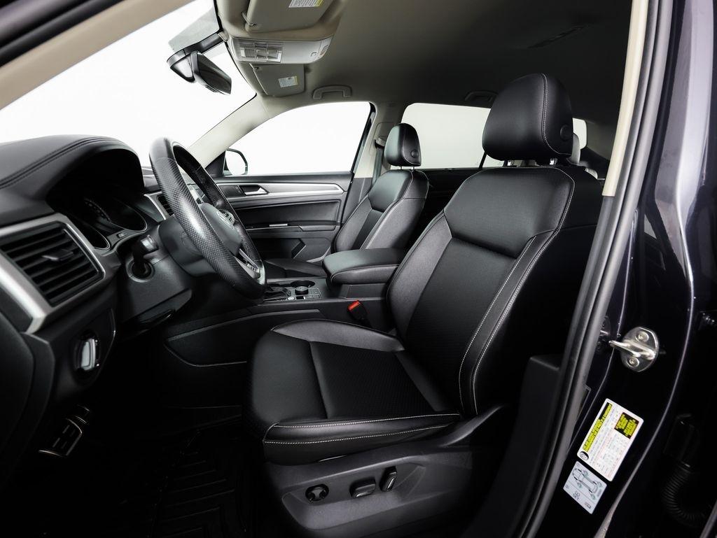 Volkswagen Atlas 2021.5 3.6L V6 SE w/Technology R-Line 4MOTION 2021