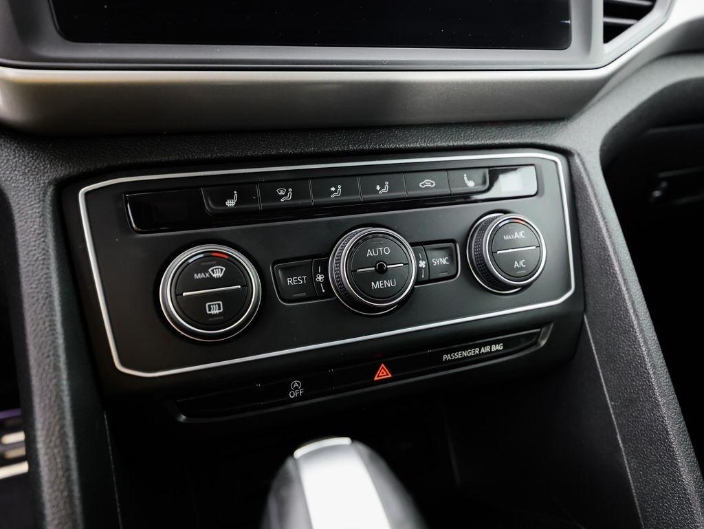 Volkswagen Atlas 2021.5 3.6L V6 SE w/Technology R-Line 4MOTION 2021