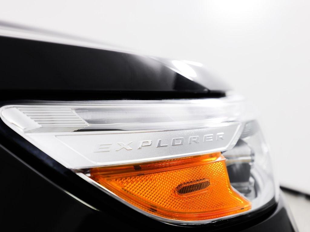 Ford Explorer XLT 4WD 2021