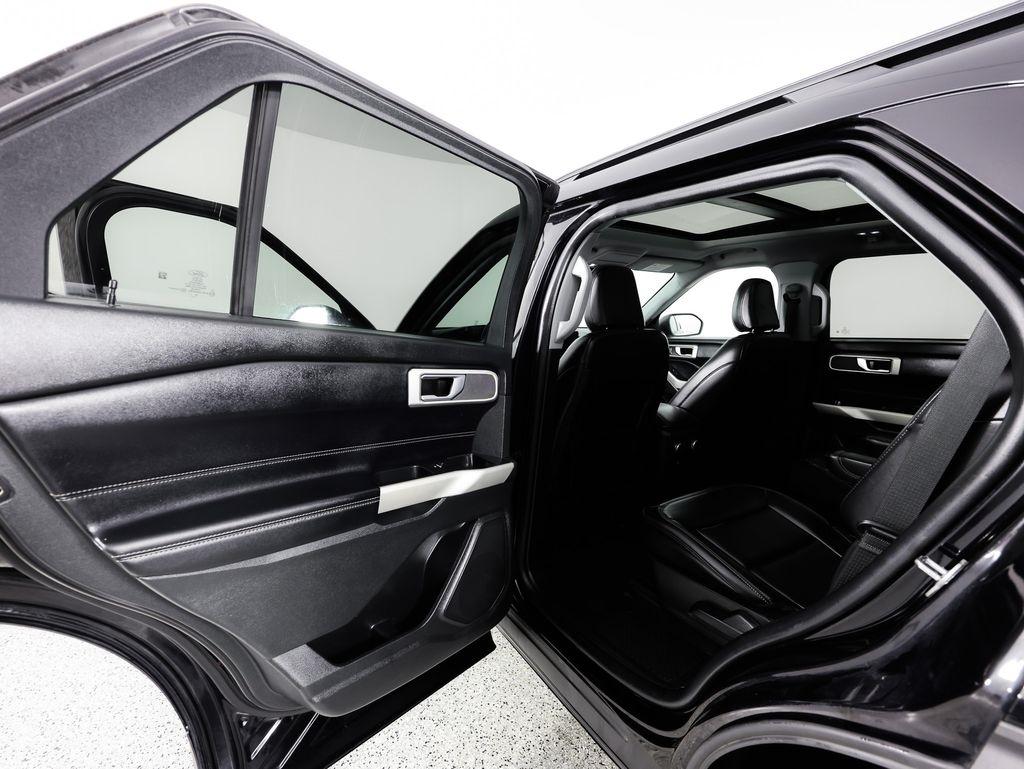 Ford Explorer XLT 4WD 2021