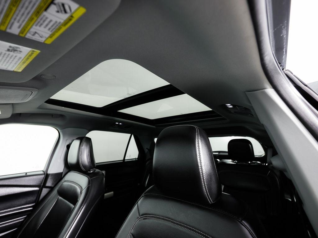 Ford Explorer XLT 4WD 2021