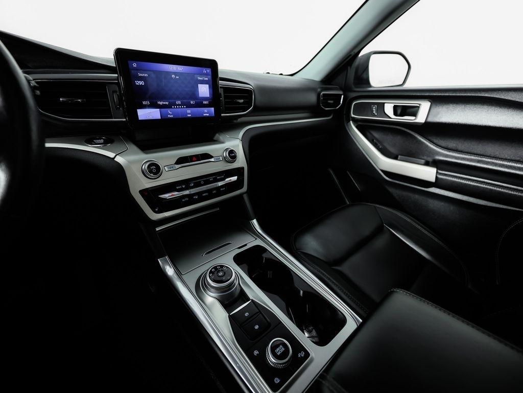 Ford Explorer XLT 4WD 2021