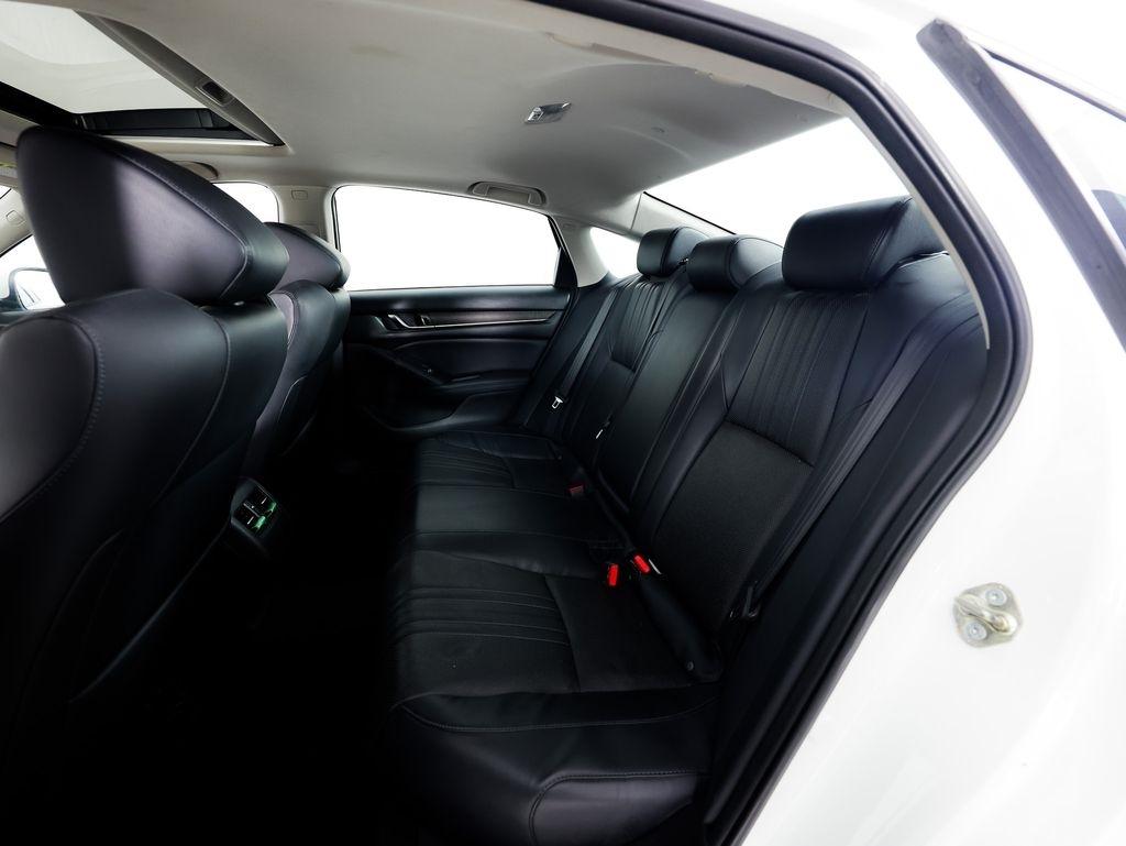 Honda Accord Sedan EX-L Navi 2.0T Auto 2018