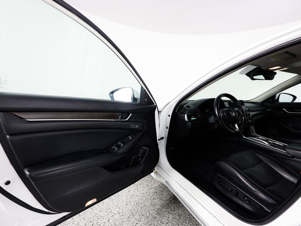 Honda Accord Sedan EX-L Navi 2.0T Auto 2018