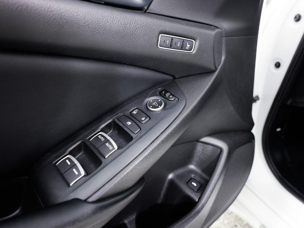 Honda Accord Sedan EX-L Navi 2.0T Auto 2018