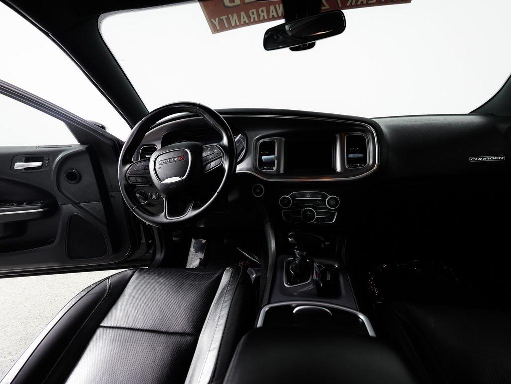 Dodge Charger SXT RWD 2022