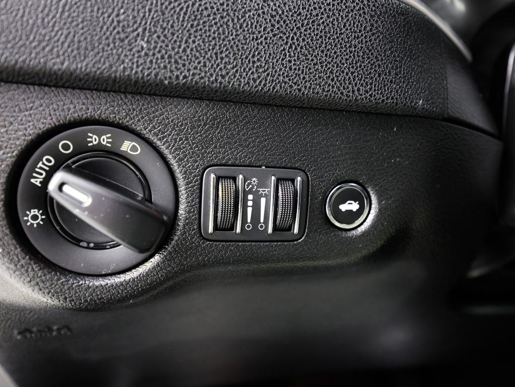 Dodge Charger SXT RWD 2022