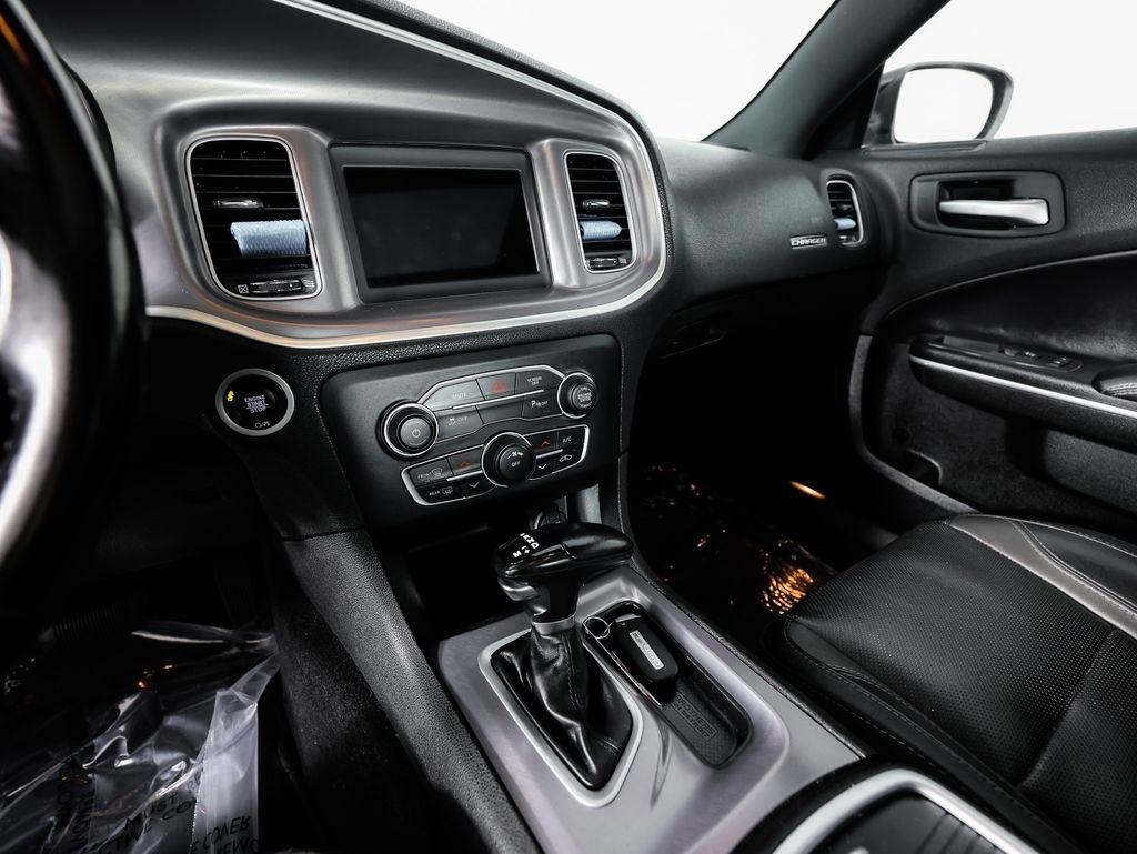 Dodge Charger SXT RWD 2022