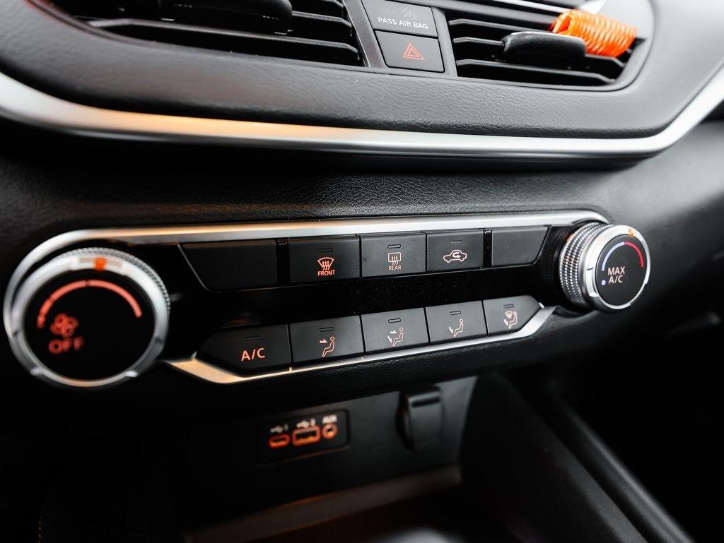 Nissan Altima 2.5 SR Sedan 2022