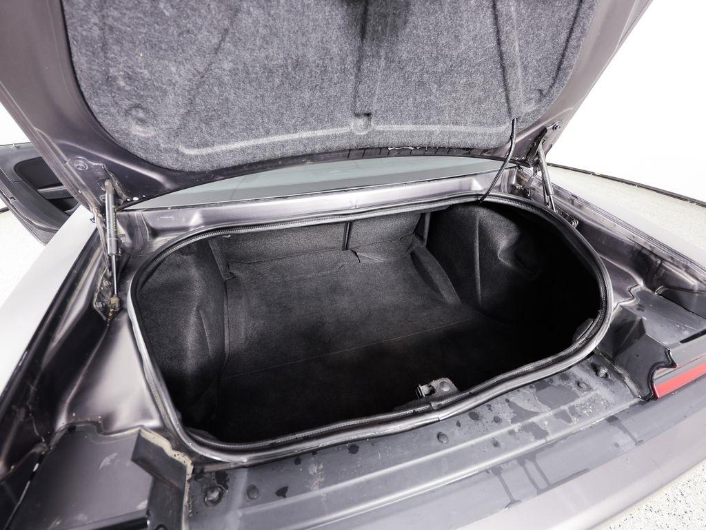 Dodge Challenger SXT RWD 2021