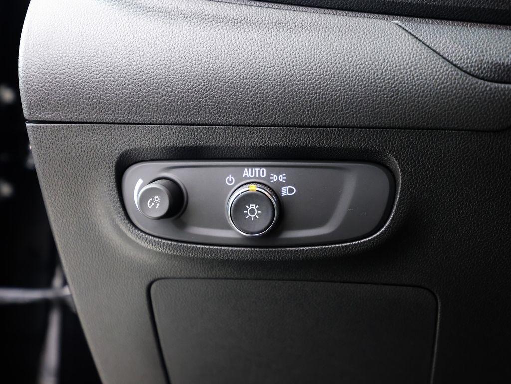 Buick Encore GX AWD 4dr Sport Touring 2024