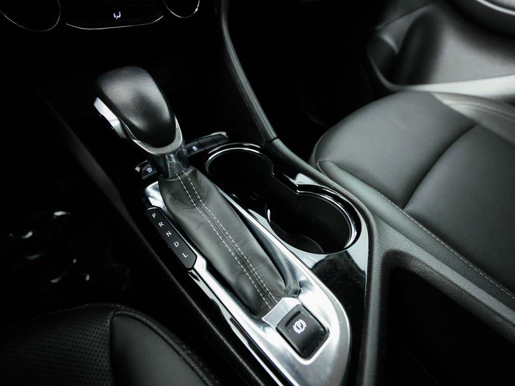 Buick Encore GX AWD 4dr Sport Touring 2024