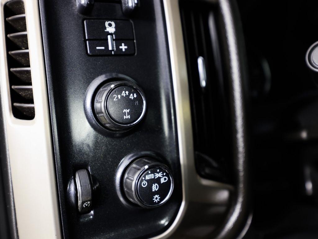 GMC Sierra 2500HD 4WD Crew Cab 153.7" Denali 2018