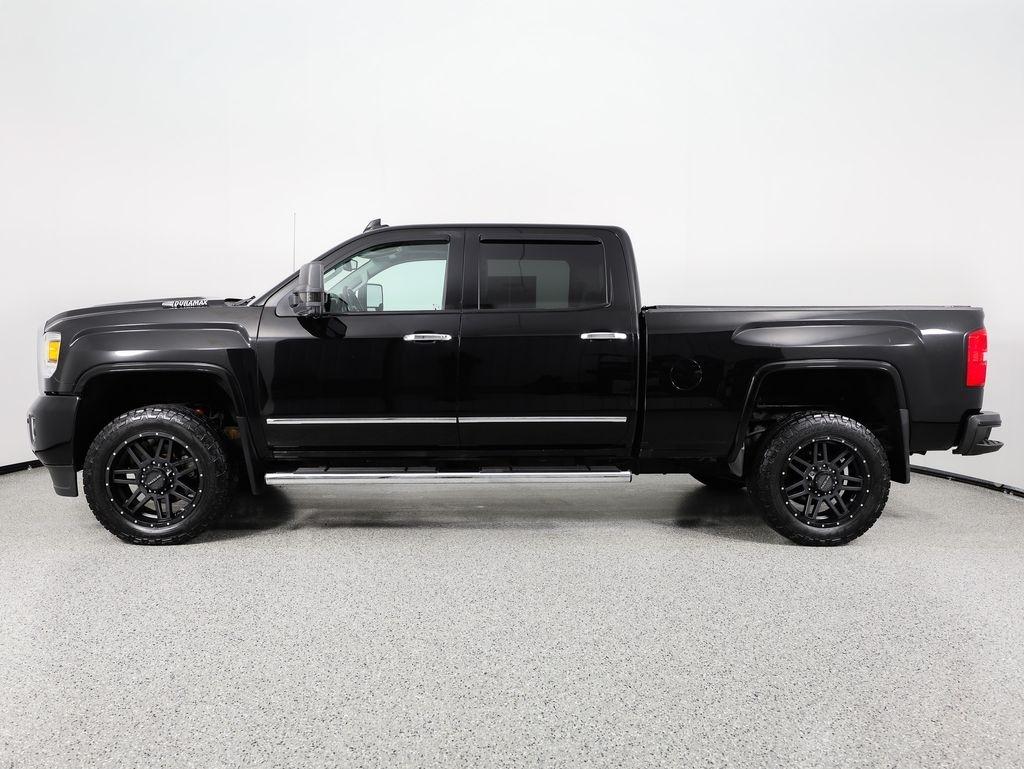 GMC Sierra 2500HD 4WD Crew Cab 153.7" Denali 2018
