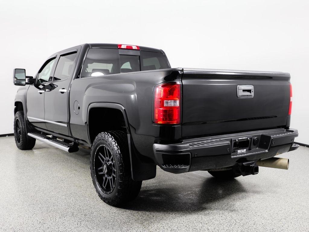 GMC Sierra 2500HD 4WD Crew Cab 153.7" Denali 2018
