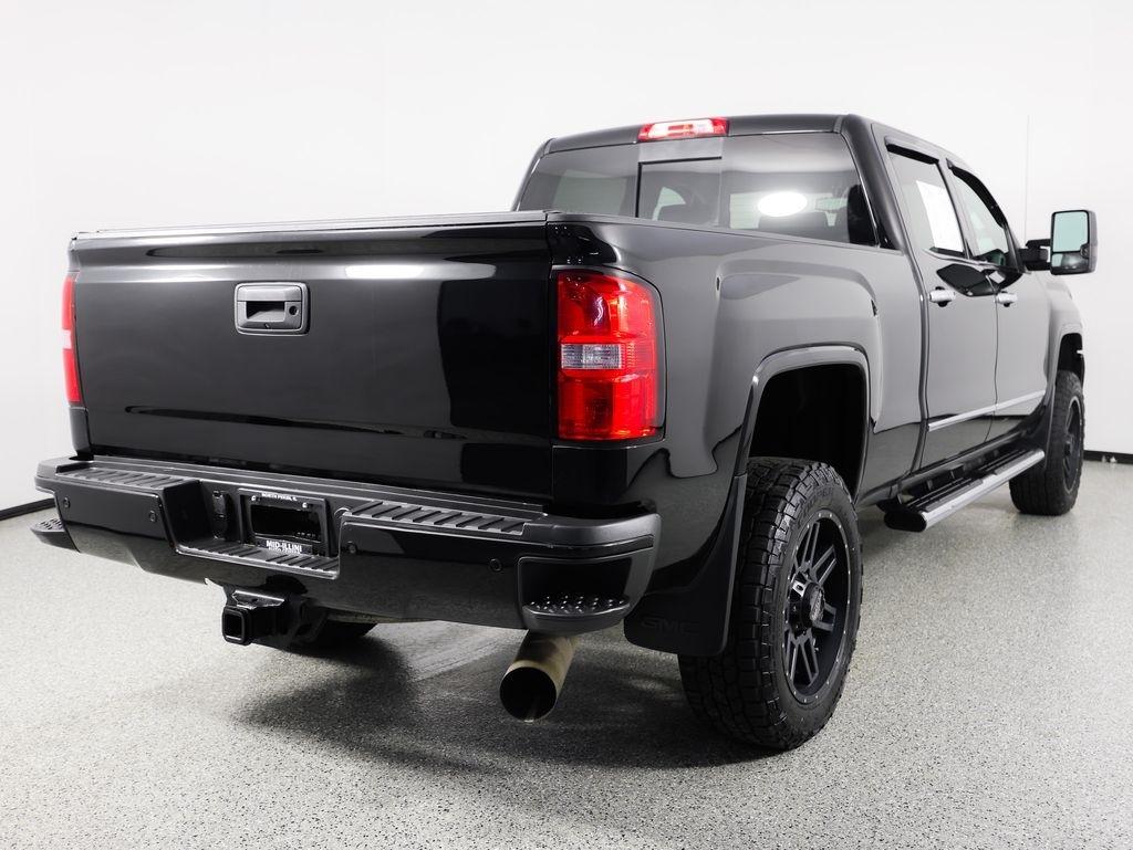 GMC Sierra 2500HD 4WD Crew Cab 153.7" Denali 2018