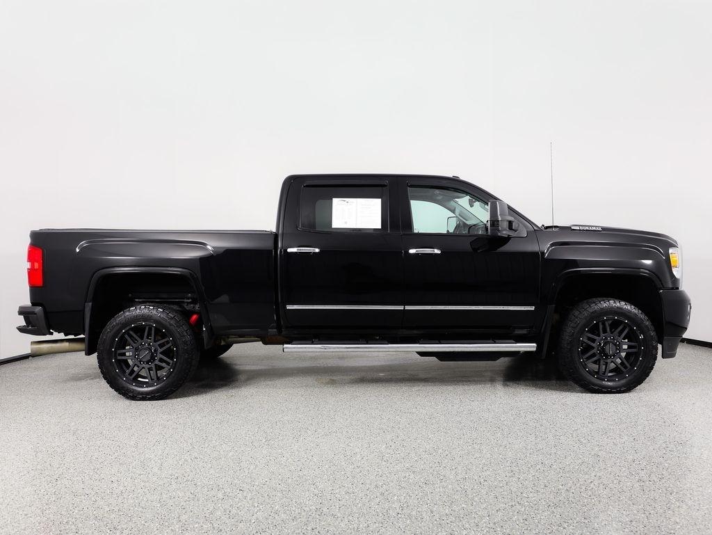 GMC Sierra 2500HD 4WD Crew Cab 153.7" Denali 2018