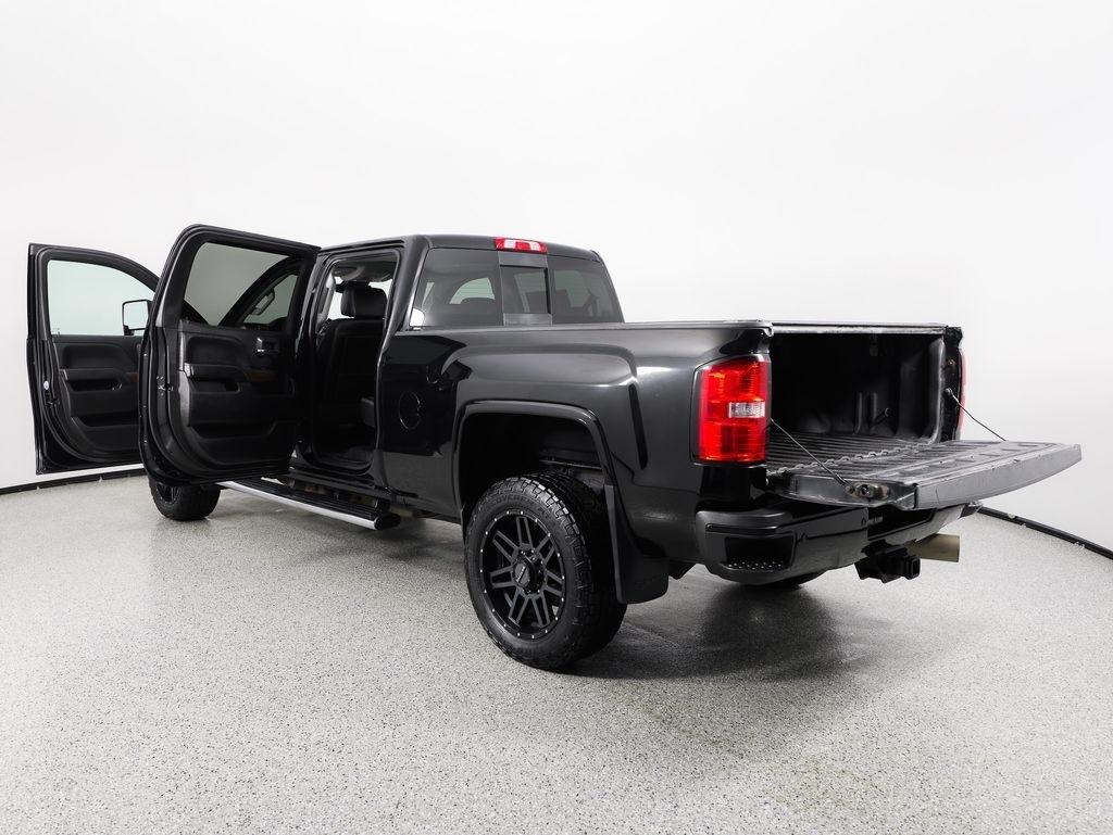 GMC Sierra 2500HD 4WD Crew Cab 153.7" Denali 2018
