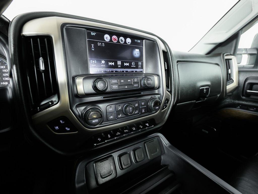 GMC Sierra 2500HD 4WD Crew Cab 153.7" Denali 2018