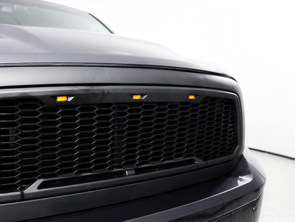 RAM 1500 Limited 4x4 Crew Cab 5'7" Box *Ltd Avail* 2018