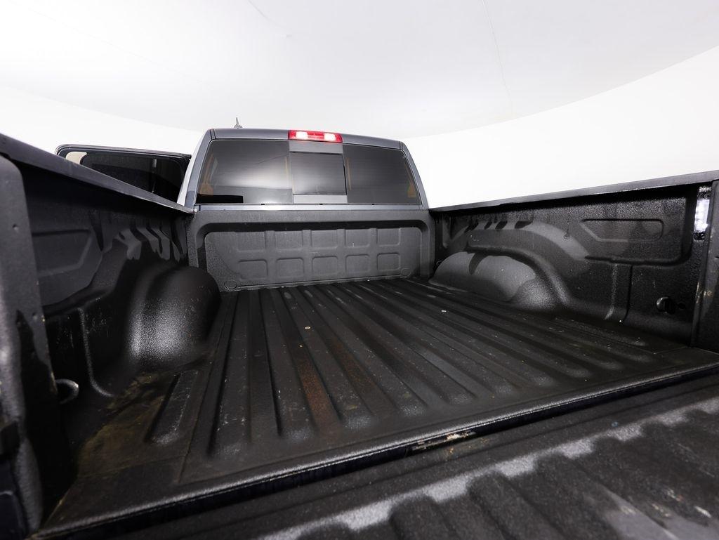 RAM 1500 Limited 4x4 Crew Cab 5'7" Box *Ltd Avail* 2018